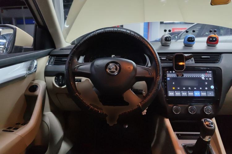 Used Skoda Octavia 2015 1.6L Manual Yijie Edition