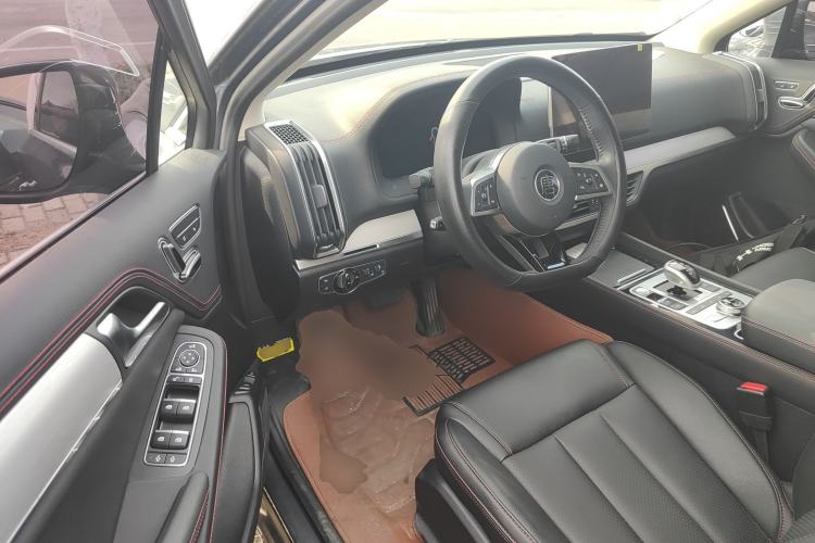 Used BYD Tang New Energy 2018 DM 2.0T All-Wheel Drive Smart Connectivity Luxury Model 7 Seats China V Emission Standard Driver Seat