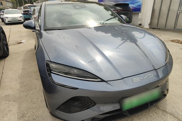 Used BYD Seal 2022 550 km Standard Range Rear-Wheel Drive Elite Version Exterior 1