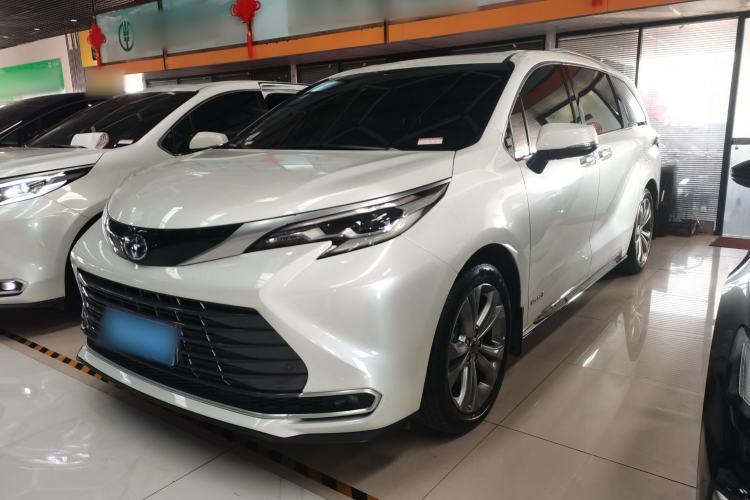 Used Toyota SIENNA 2021 2.5L Hybrid Premium Edition