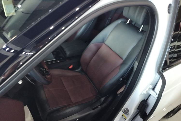 Used Land Rover Range Rover Velar 2024 Dynamic HSE
