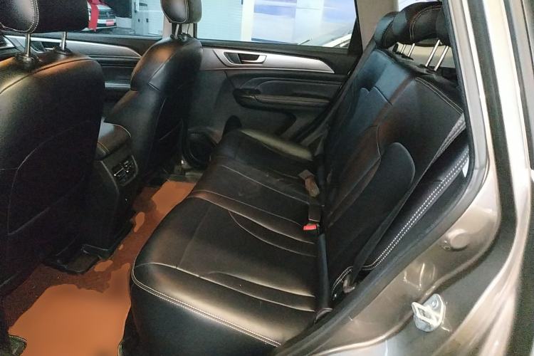 Used Haval M6 2021 PLUS 1.5T DCT Elite Smart Connectivity Model
