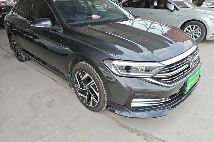 Used Volkswagen Sagitar 2023 300TSI DSG Excellence Edition Front Right 45 Deg