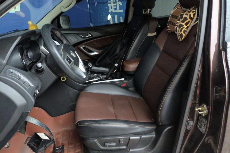 Used JMC Yusheng S350 2016 2.0T Manual 4x4 Gasoline Luxury Version with Sunroof 7 Seats
