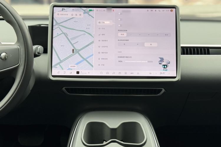 Used XPeng MONA M03 2024 620 with Ultra-Long Range Interior 9