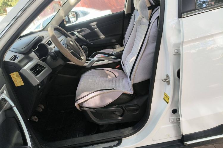 Used Geely Auto Emgrand X7 Sport 2016 2.0L Manual ZhiShang Version Left Front Seat