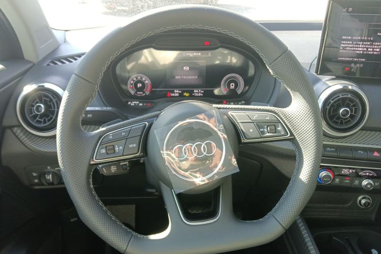 Used Audi Q2L 2024 Updated 35TFSI Fashion Dynamic Version
