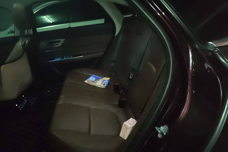 Used Jaguar XFL 2018 XFL 2.0T 250 PS Luxury Edition Left Rear Seat