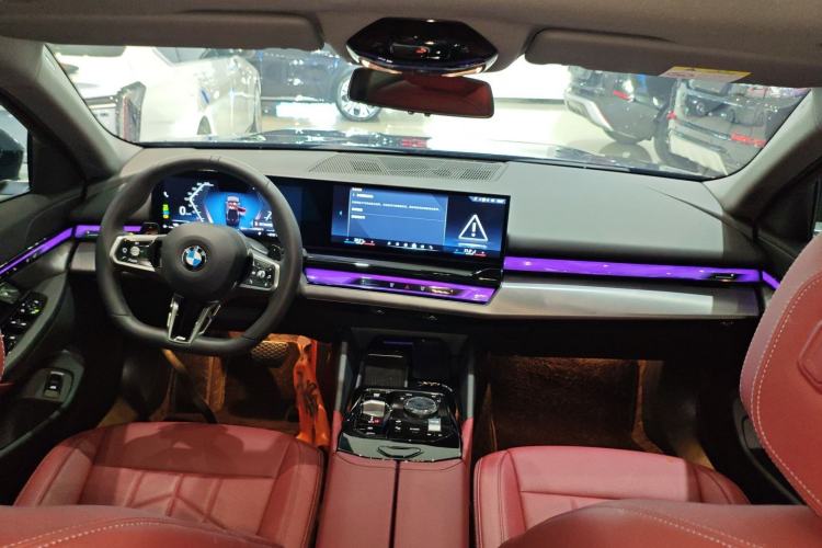 Used BMW 5 Series 2025 525Li M Sport Package