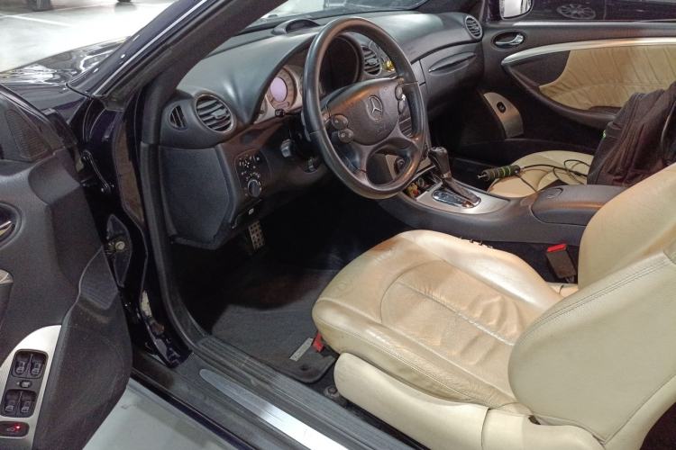 Used Mercedes-Benz CLK-Class 2006 CLK 280 two-door coupe Driver Seat