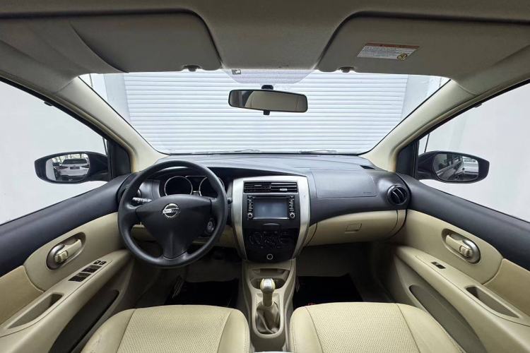 Used Nissan Livina 2013 1.6XE Manual Comfort Edition