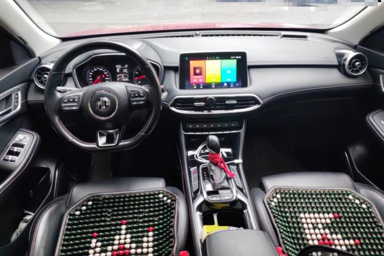 Used MG HS 2018 20T Automatic Two-Wheel Drive Hormone Dynamic Edition China V Standard Center Console