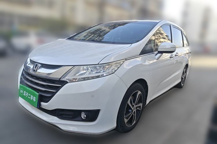 Used Honda Odyssey 2015 Updated Version 2.4L Smart Edition