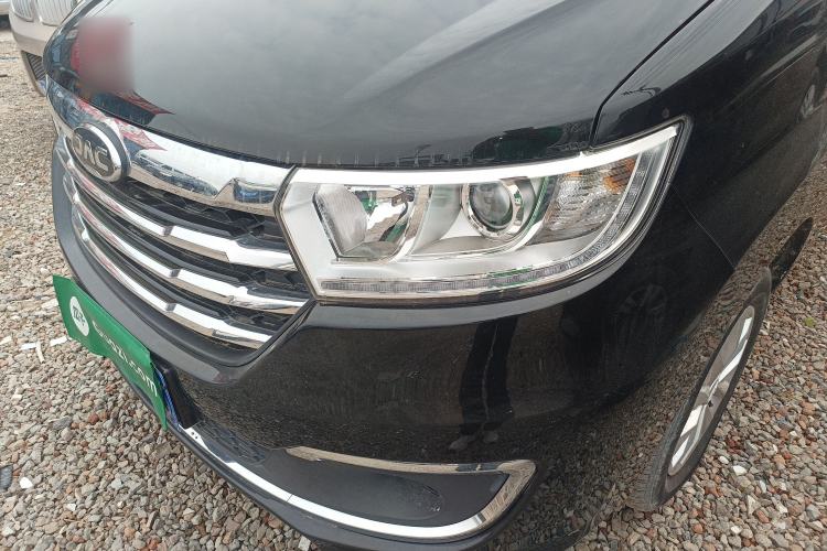 Used JAC Refine M3 2022 1.8L 7-seat Standard Edition