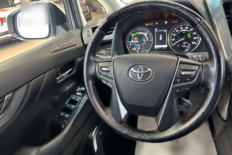 Used Toyota Vellfire 2019 Dual-Engine 2.5L HV Luxury Edition
