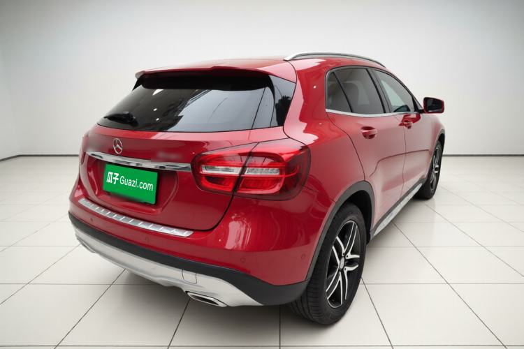 Used Mercedes-Benz GLA 2015 GLA 220 4MATIC Fashion Model
