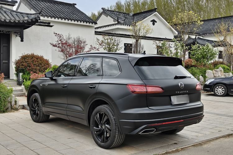 Used Volkswagen Touareg 2023 3.0 TSI Luxury Edition Obsidian Black Sport Package Exterior 3