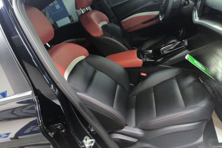 Used MG 5 2021 180 DVVT CVT Youth Luxury Edition Right Front Seat