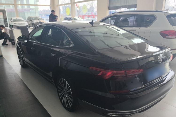 Used Volkswagen Passat 2020 Revised Version 330TSI Luxury Edition China VI Standard
