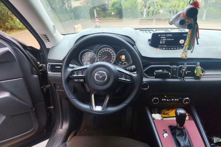 Used Mazda CX-5 2020 2.0L Automatic Two-Wheel Drive ZhiZun Version Steering Wheel