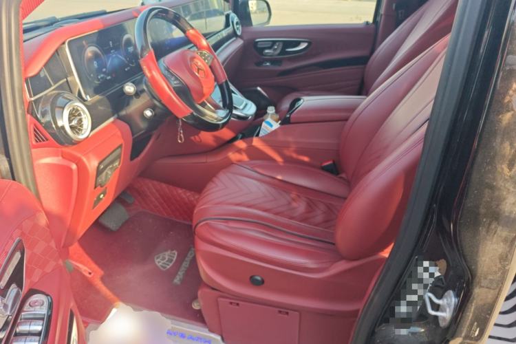 Used Mercedes-Benz Vito 2023 2.0T Elite Version 7 Seats
