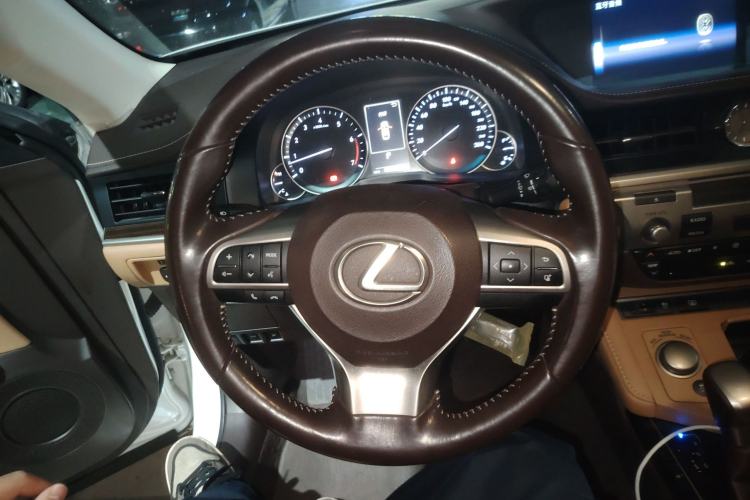 Used Lexus ES 2015 250 Elegant Edition