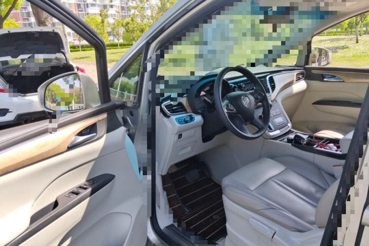 Used Buick GL8 2017 ES 28T Comfort Model China V Standard
