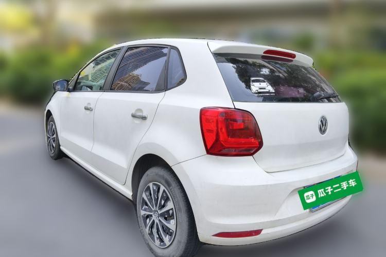 Used Volkswagen Polo 2016 1.4L Manual Fashion Model
