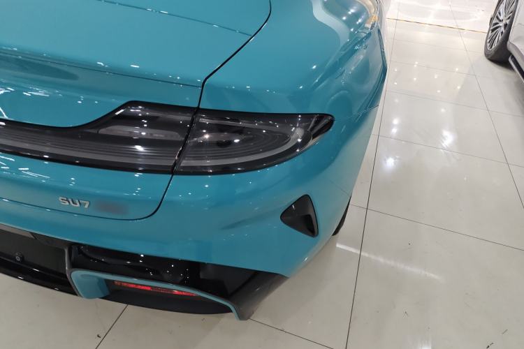 Used Xiaomi Auto SU7 2024 Four-Wheel-Drive Max Founder's Edition