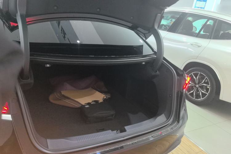 Used Buick LaCrosse 2026 Model 28T Platinum Edition
