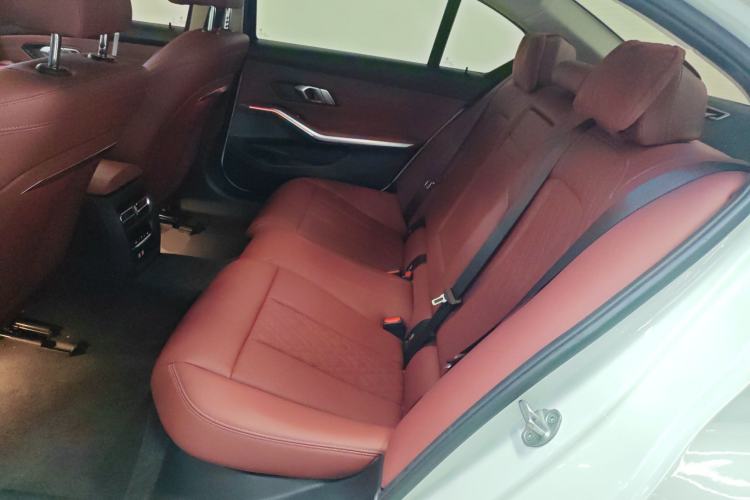 Used BMW i3 2022 eDrive 35 L
