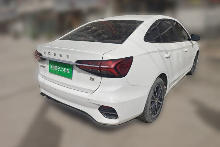 Used Roewe i5 2021 1.5L CVT Black Gold Edition
