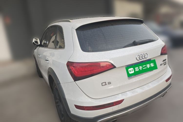 Used Audi Q5 2017 Plus 40 TFSI Technology Model