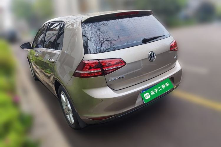 Used Volkswagen Golf 2017 1.6L Automatic Comfort Million-Vehicle Anniversary Edition