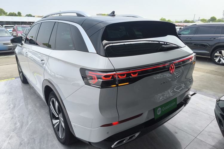 Used Volkswagen Tavendor 2023 380TSI Four-Wheel Drive R-Line Cruise Edition
