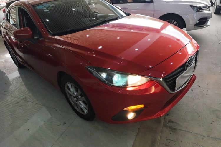 Used Mazda 3 Axela 2014 Sedan 1.5L Automatic Luxury Model
