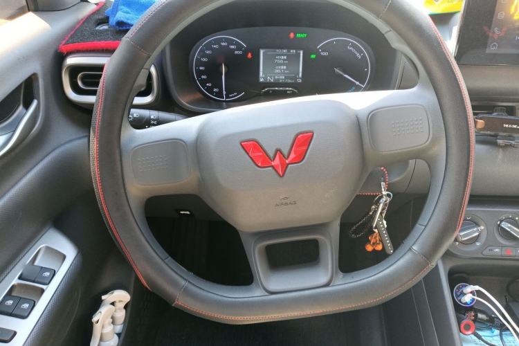 Used Wuling Hongguang New Energy 2025 Extended-Range Hybrid 50KM Comfort Version
