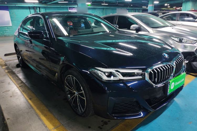 Used BMW 5 Series 2023 530Li Leading Model M Sport Package Front Right 45 Deg