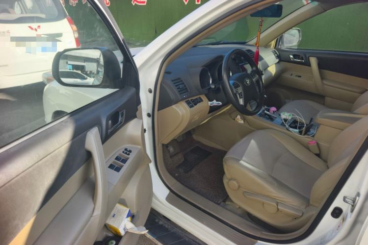 Used Toyota Highlander 2012 2.7L Two-Wheel Drive 7-Seater Elite Edition