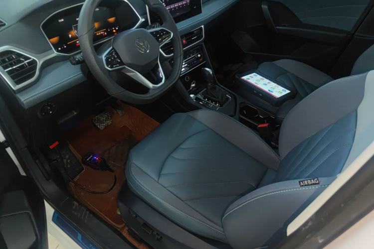 Used Volkswagen Tharu 2023 300TSI Two-Wheel-Drive Moonlight Edition