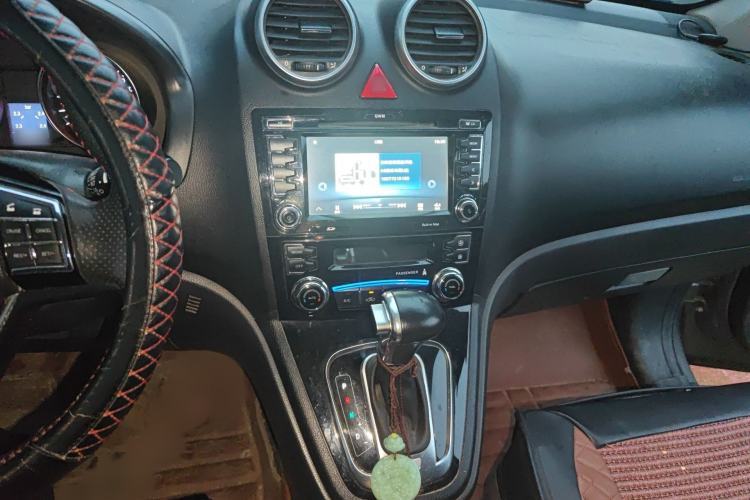 Used Haval H6 2016 Upgraded Model 1.5T Automatic Two-Wheel Drive Elite Version