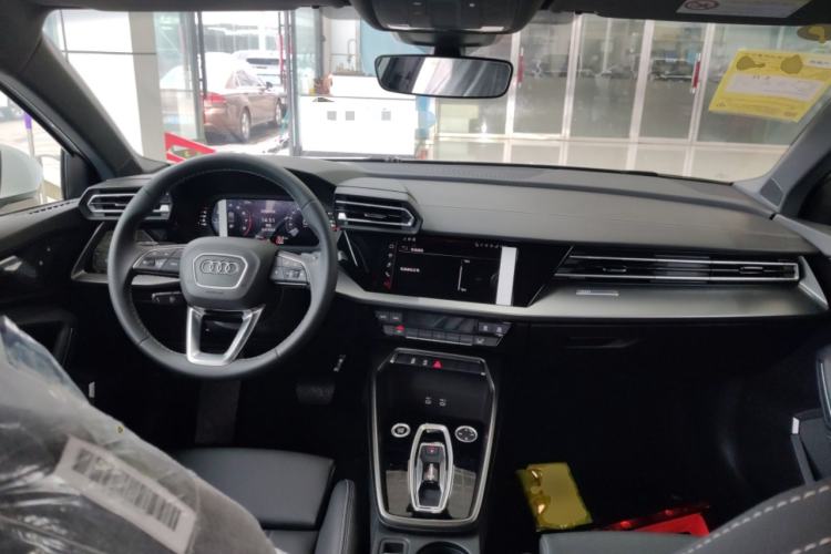 Used Audi A3 2026 A3L Limousine 35 TFSI Enjoyment Edition Center Console