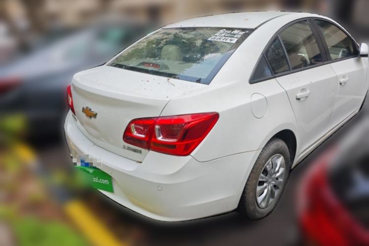 Used Chevrolet Cruze 2015 1.5L Classic SL MT Rear Right 45 Deg