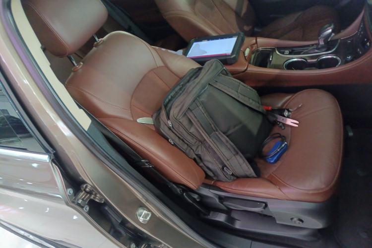 Used Buick Envision 2016 20T Two-Wheel-Drive Elite Model
