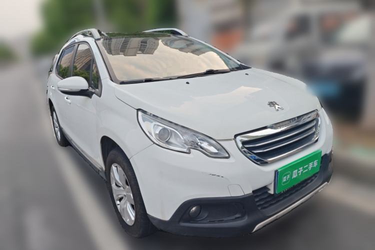 Used Peugeot 2008 2014 1.6L Automatic Fashion Edition Front Right 45 Deg