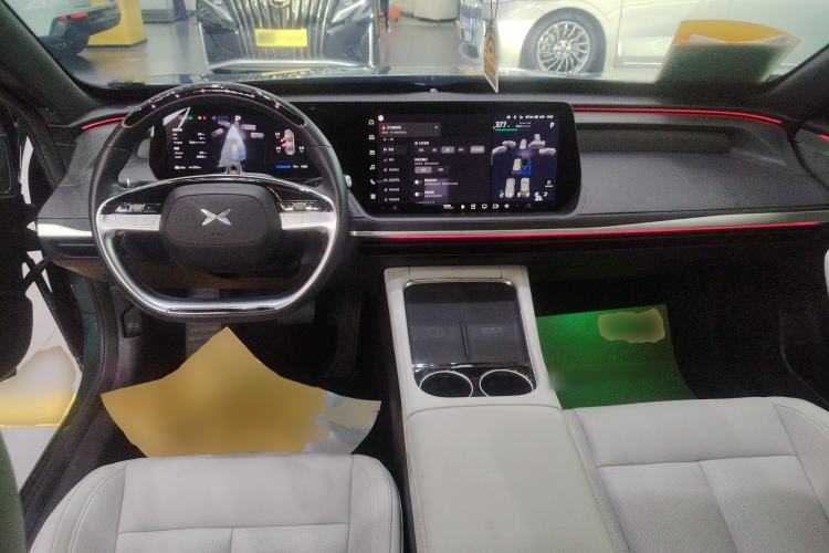 Used XPeng P7 2023 P7i 610 Pengyi Performance Edition
