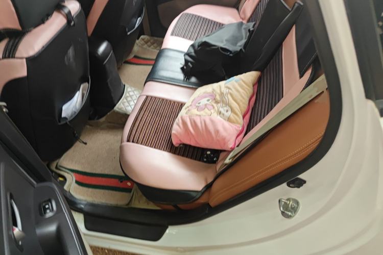 Used Hyundai Celesta 2016 1.6L Manual Joy Edition Left Rear Seat