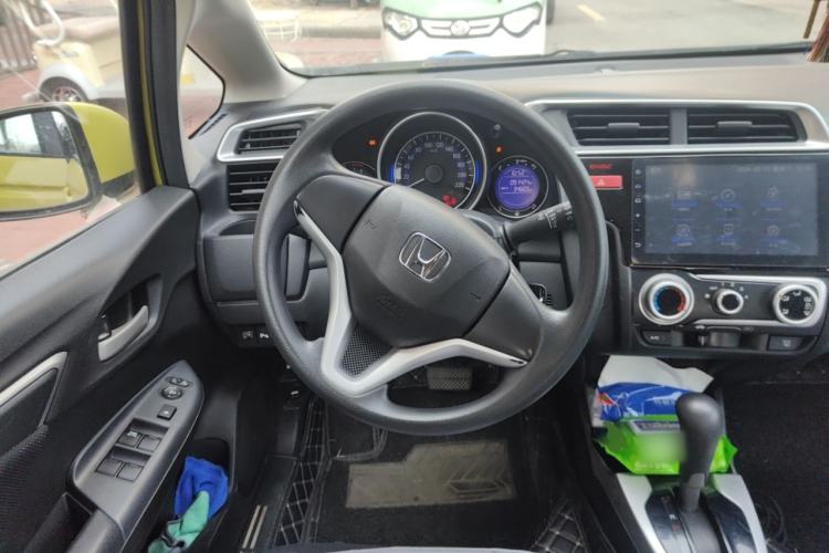 Used Honda Fit 2014 1.5L SE CVT Fashion Model
