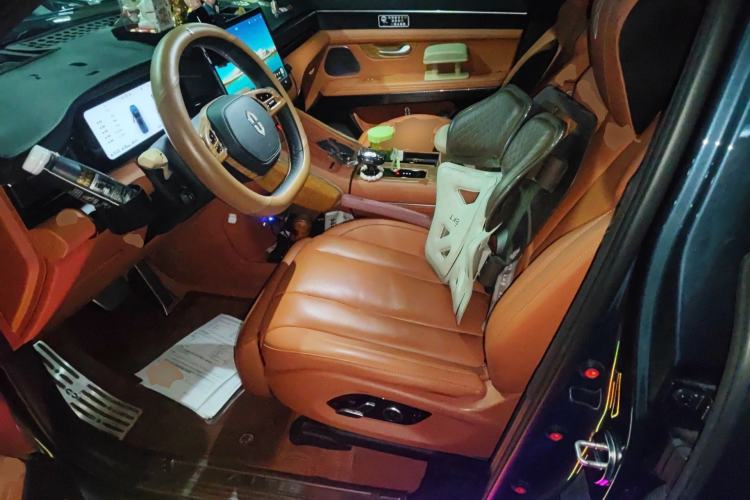 Used Hima AITO M7 2024 1.5T Intelligent Drive 4WD Ultra Version 5 Seats Left Front Seat