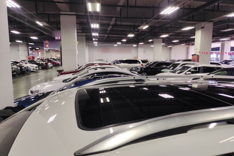 Used Chevrolet Equinox 2019 Redline 550T Automatic All-Wheel-Drive RS Model China VI Standard Roof